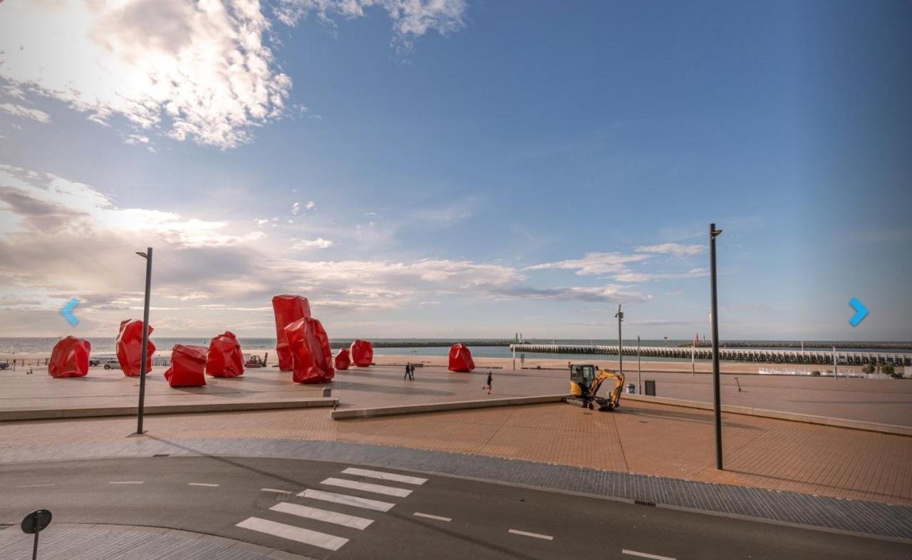 Apartment Maritime View At Commodore Oostende Buitenkant foto